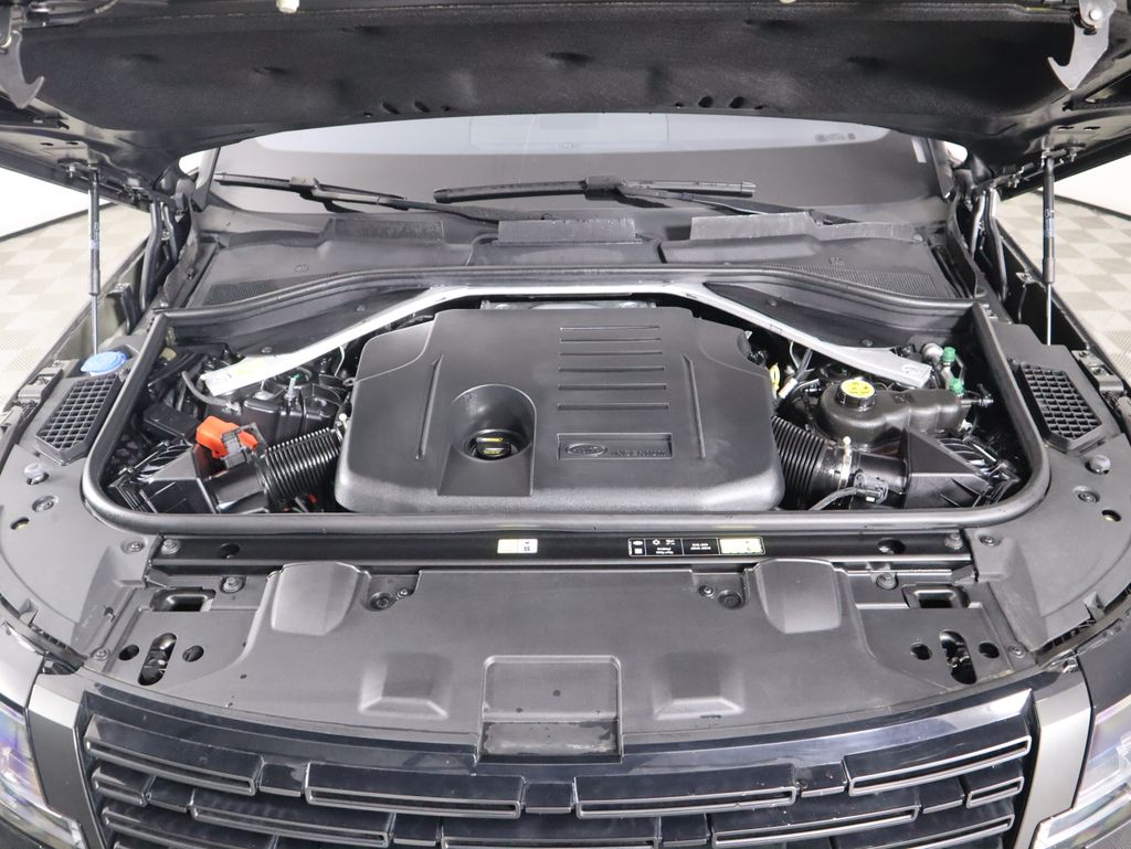 Thumbnail: 2023 Land Rover Range Rover - 30