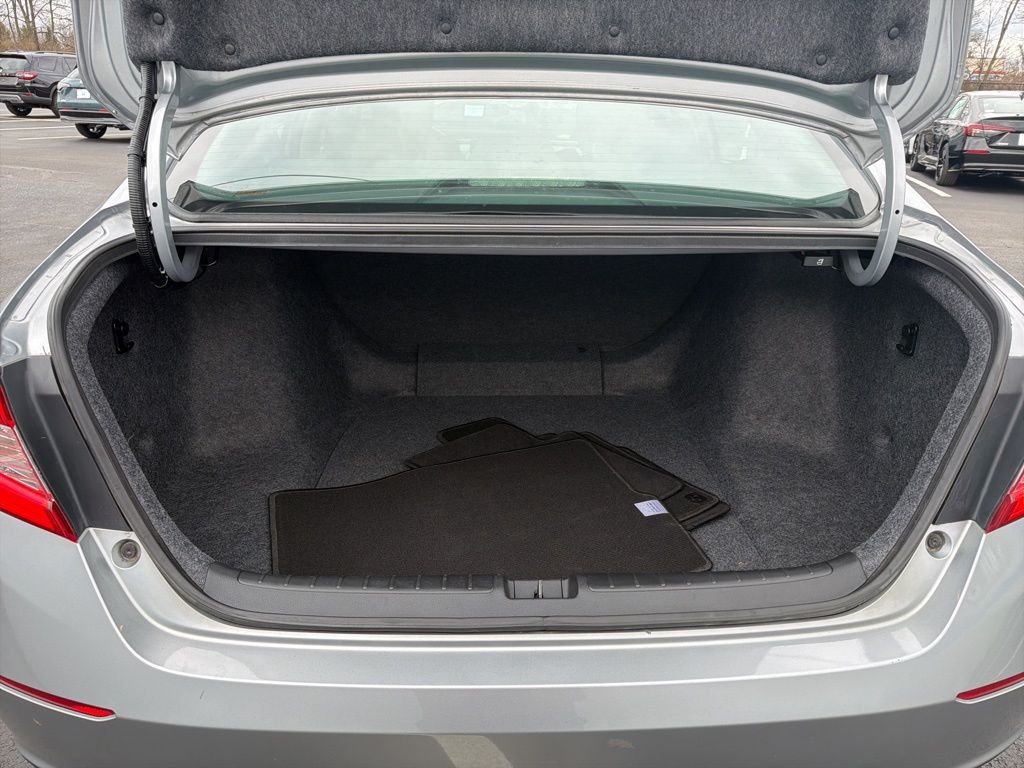 Thumbnail: 2019 Honda Accord - 21