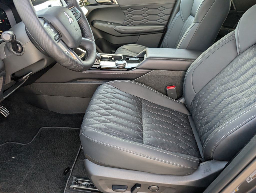 New 2026 Mitsubishi Outlander SUV