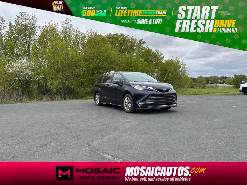 Used 2022 Toyota Sienna Limited Vans