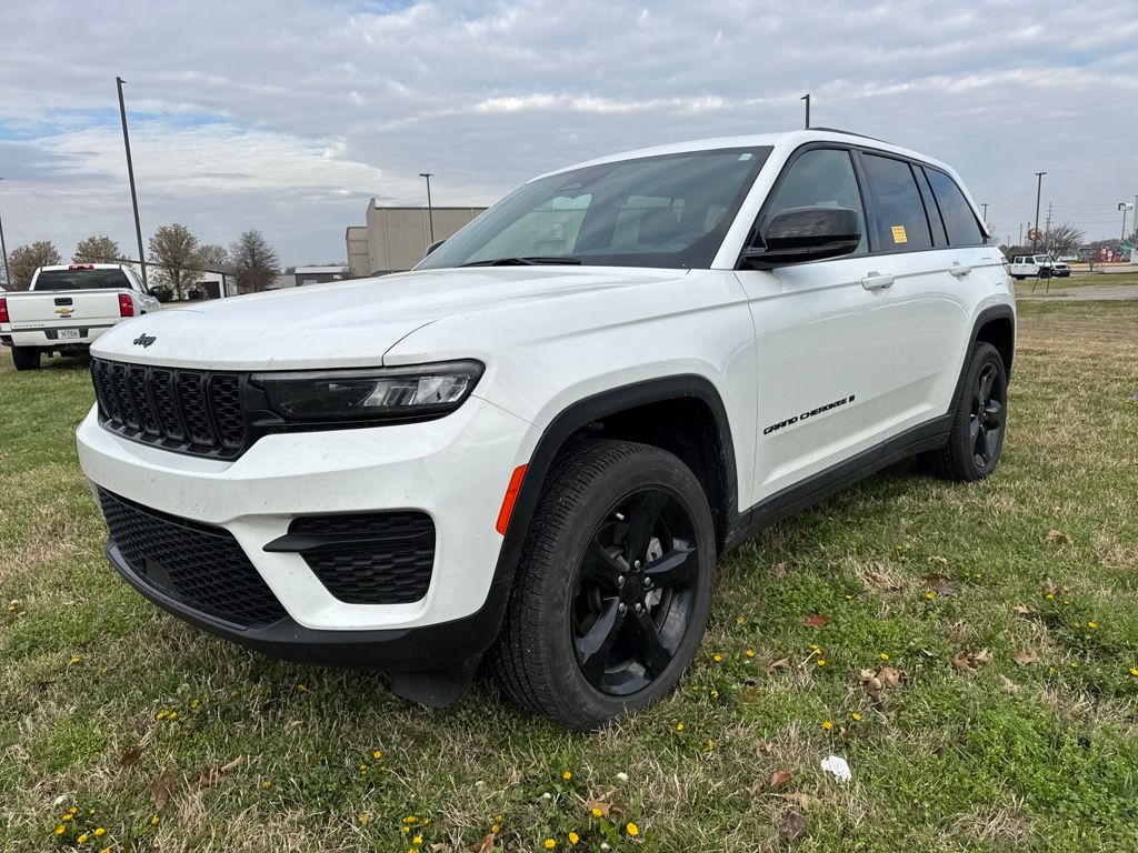 2025 Jeep Grand Cherokee Altitude X 4WD