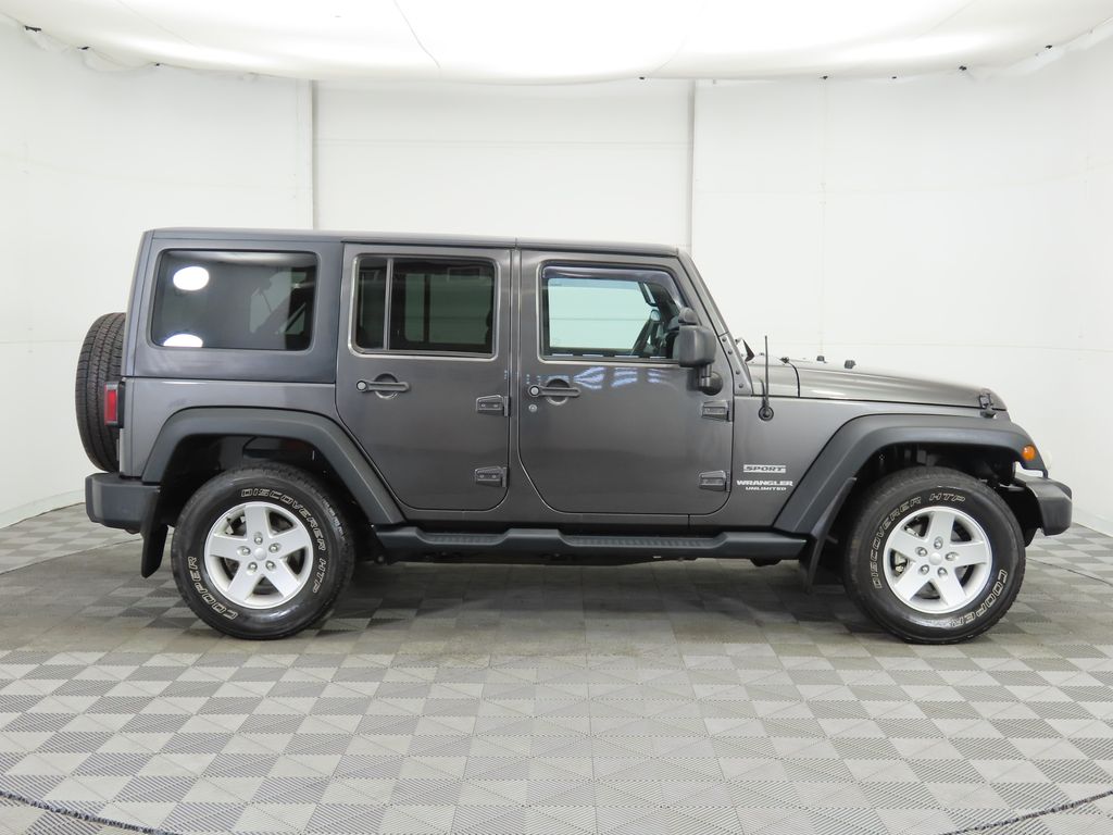 2016 Jeep Wrangler Unlimited Sport 4