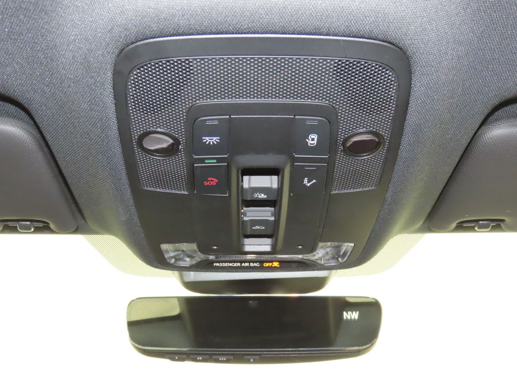 Thumbnail: 2025 Audi Q3 - 26