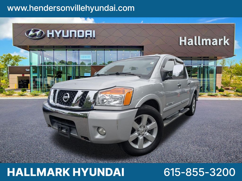 Silver Lightning Metallic 2010 Nissan Titan LE Crew Cab Pickup Truck 4X2 5-Speed Automatic