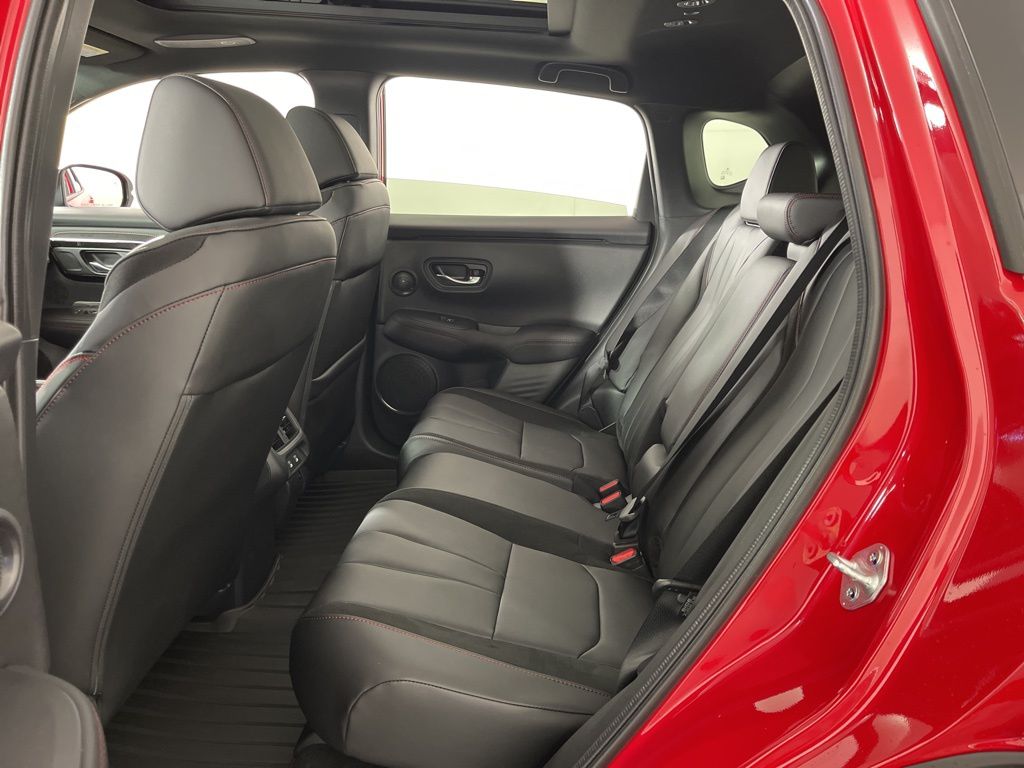 Thumbnail: 2025 Acura ADX - 24