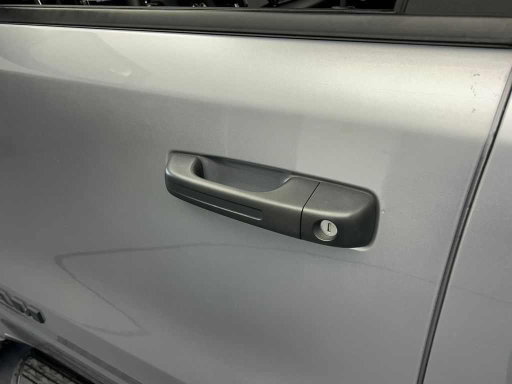 New 2026 Granite Crystal Metallic Clearcoat Ram Tungsten image 35