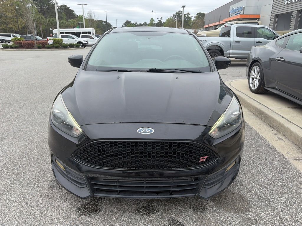 2017 Ford Focus ST 