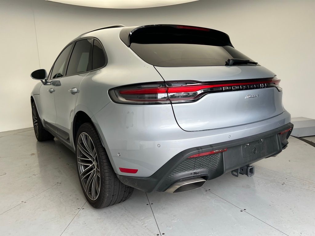 Thumbnail: 2024 Porsche Macan - 20