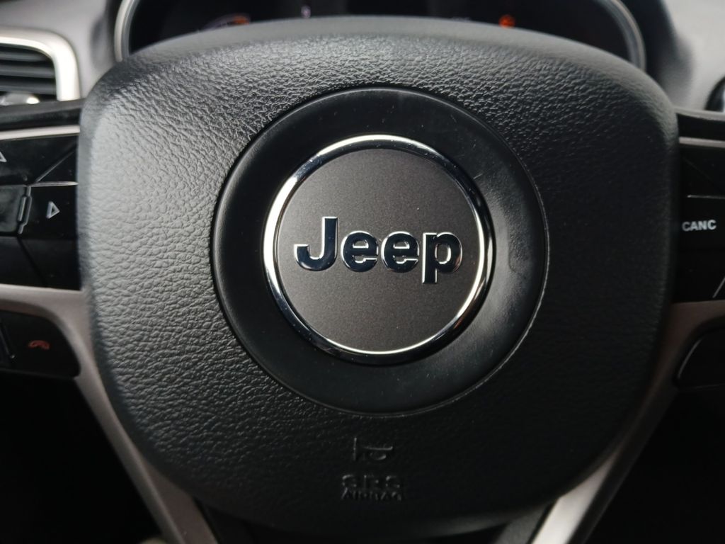 Used Car 2020 Jeep Grand Cherokee  Altitude For Sale Under $20,000 In Austin, Texas