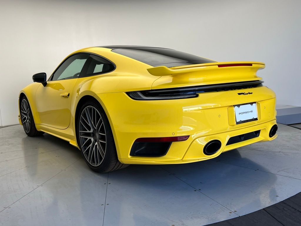 Thumbnail: 2022 Porsche 911 - 3
