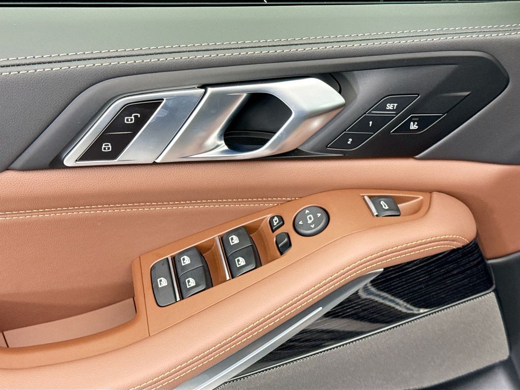Thumbnail: 2026 BMW X5 - 22
