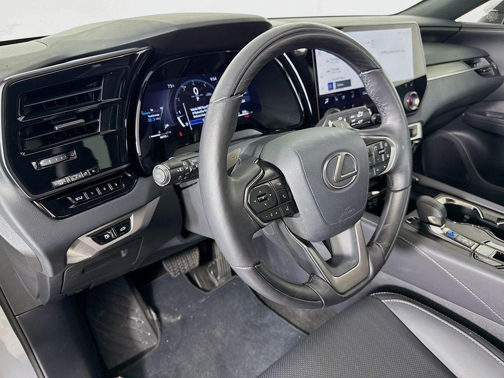 Thumbnail: 2025 Lexus RX - 9