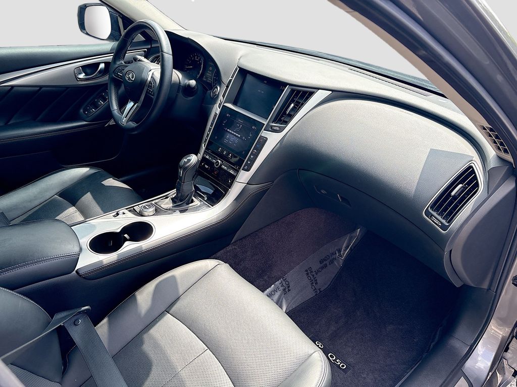 Used 2023 Gray INFINITI LUXE image 31