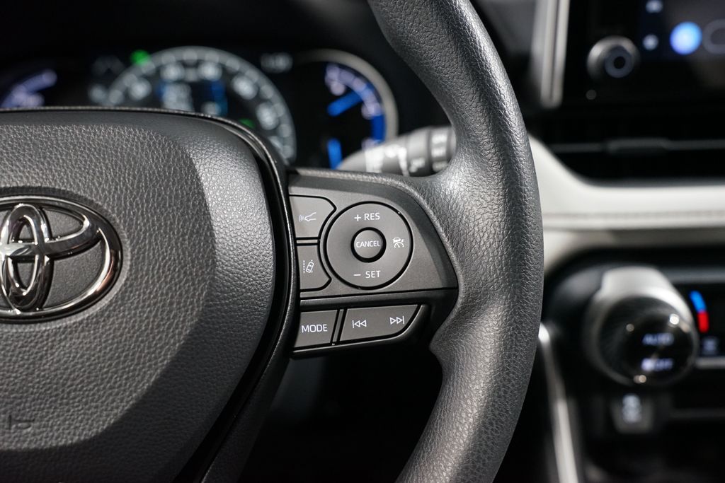 Thumbnail: 2025 Toyota RAV4 - 13