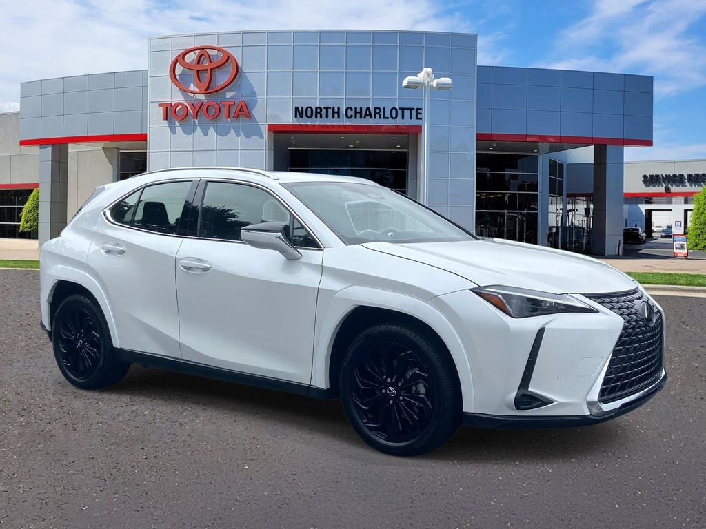 2025 Lexus UX 300h Premium