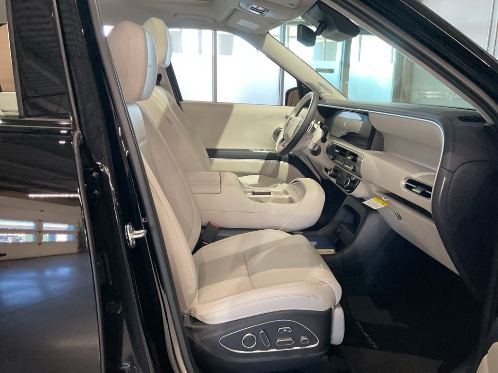 New 2026 Black Hyundai Calligraphy image 26