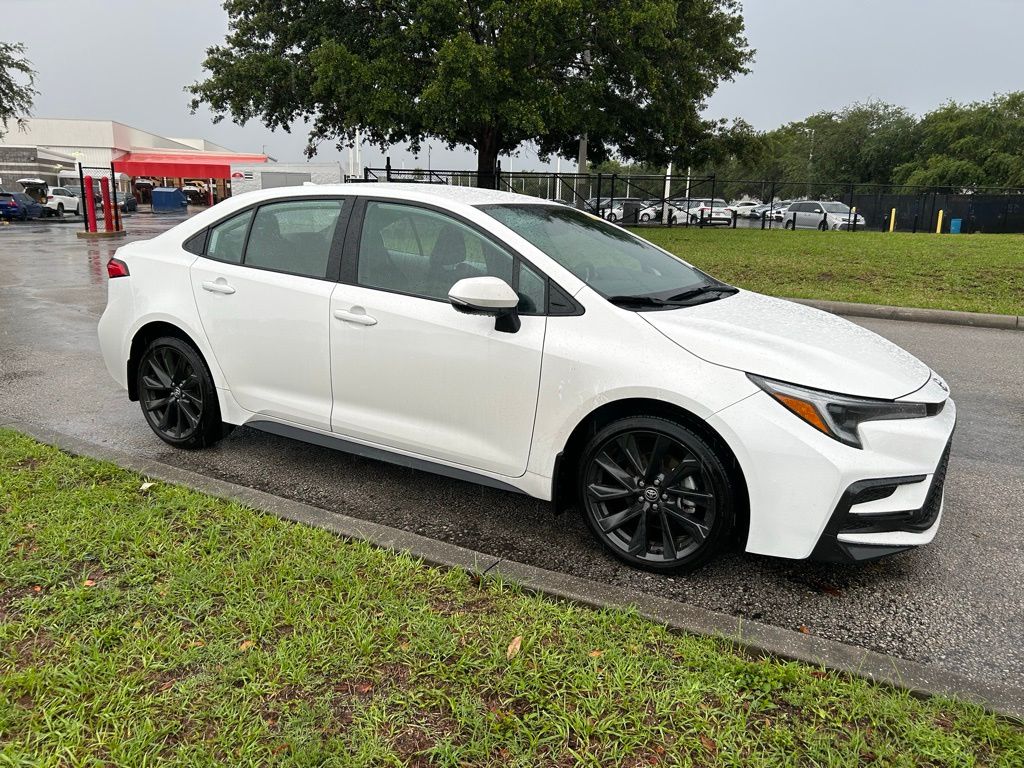 2024 Toyota Corolla SE 7