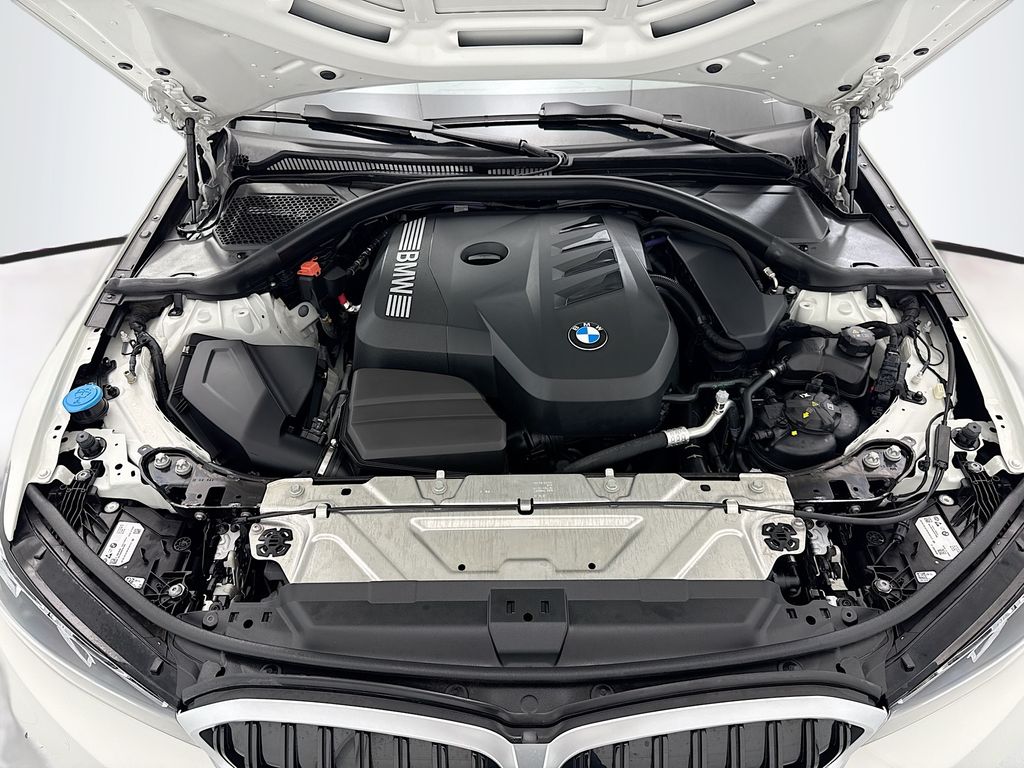 Thumbnail: 2025 BMW 3 Series - 28
