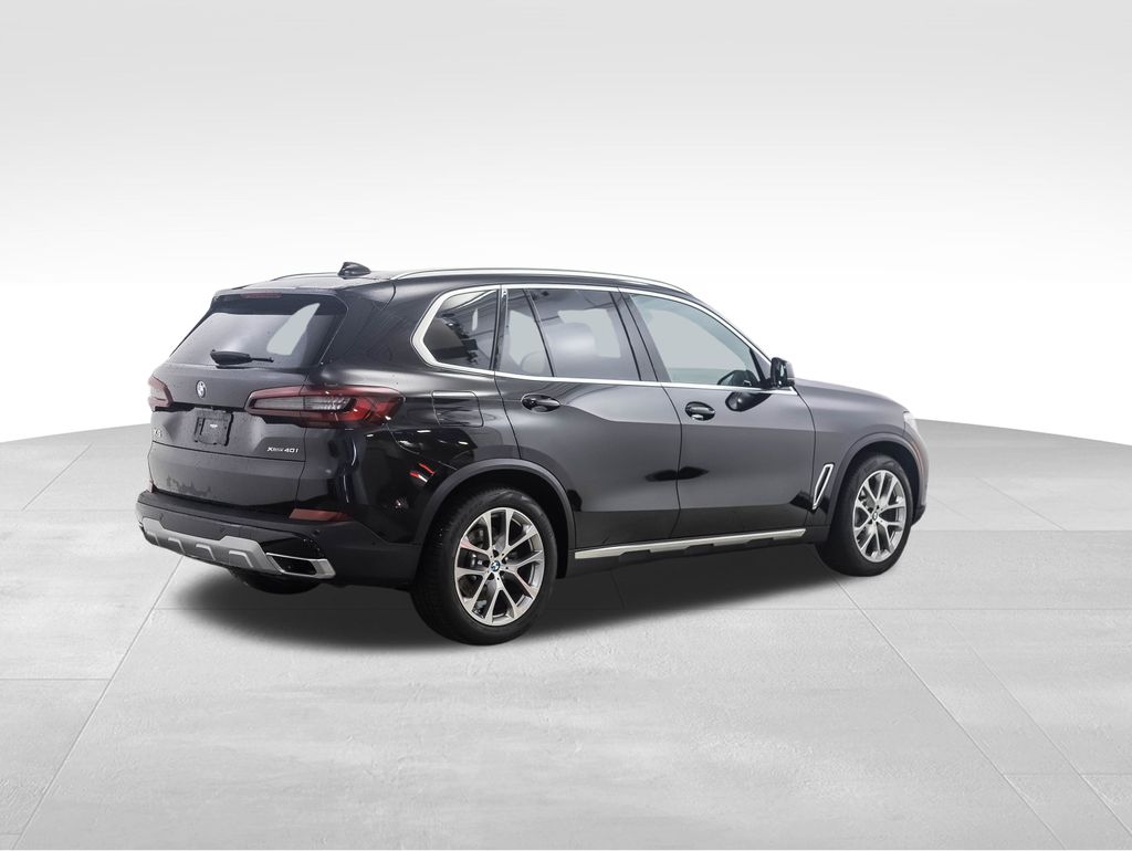 2022 BMW X5 xDrive40i 5
