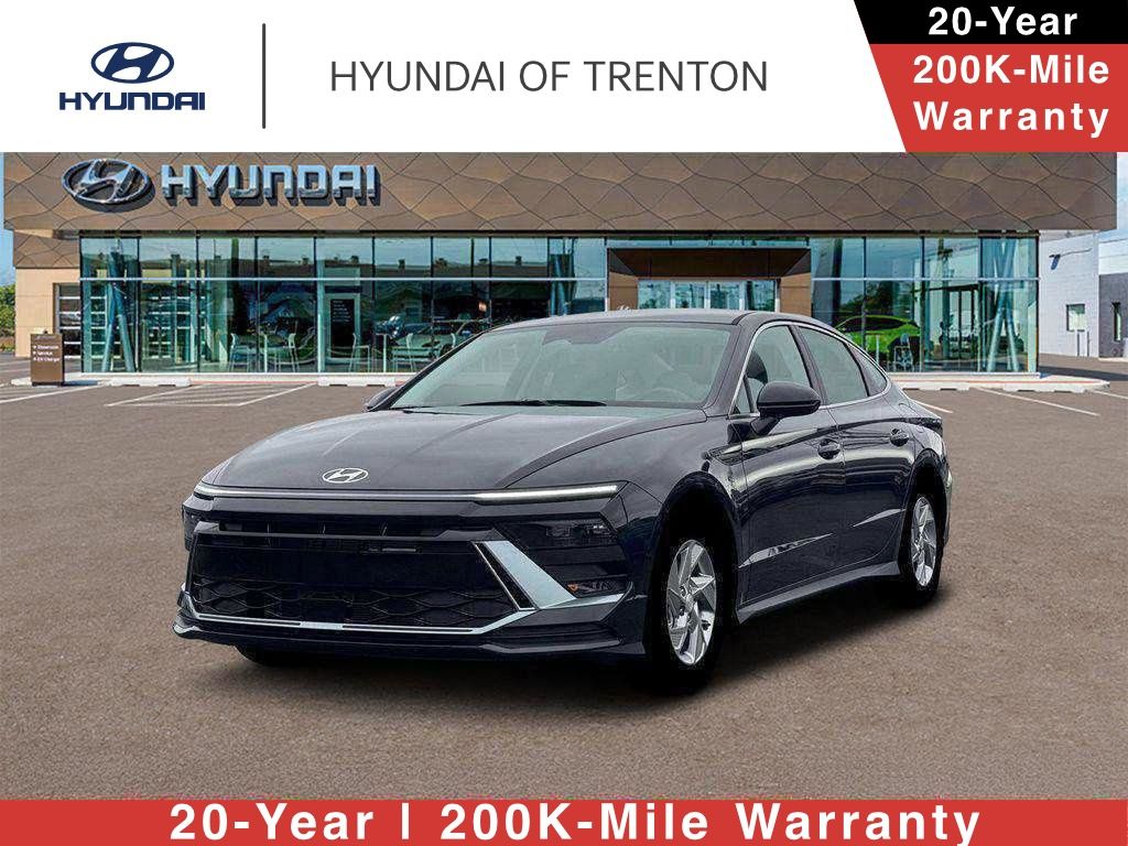 Carbon Blue 2026 Hyundai Sonata Sedan Front-Wheel Drive 8-Speed Automatic
