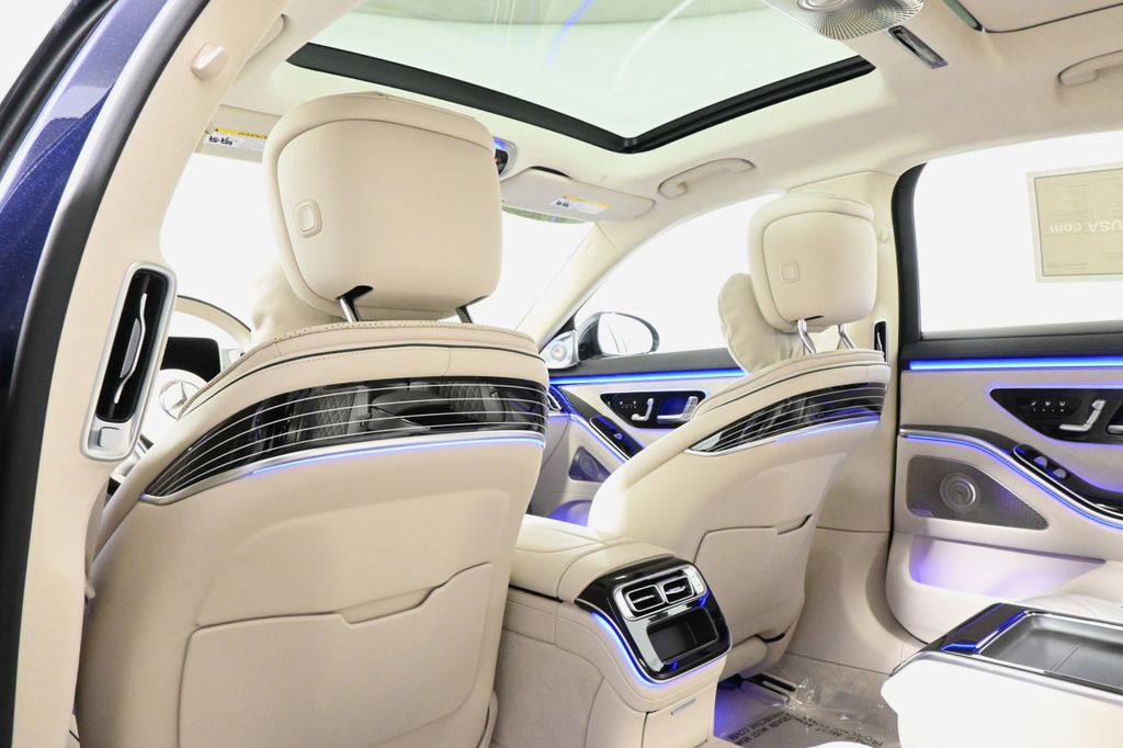 Thumbnail: 2025 Mercedes-Benz S-Class - 29