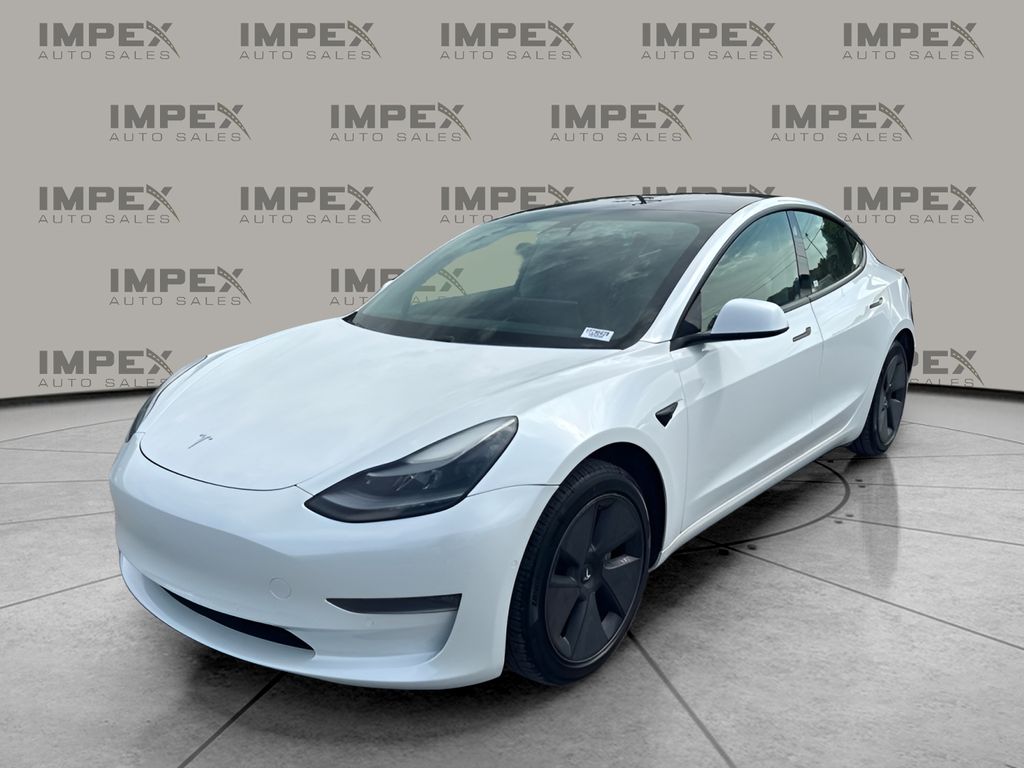 2021 Tesla Model 3 Long Range Dual Motor All-Wheel Drive's photo
