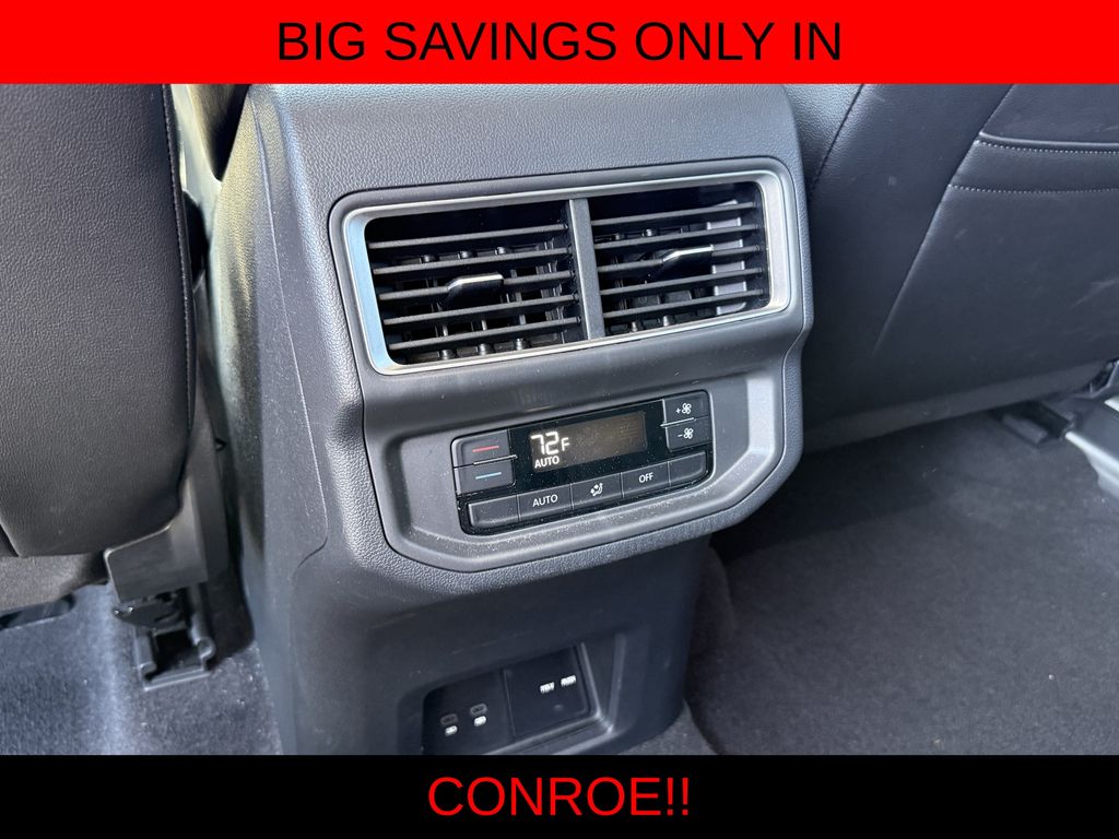 2024 Volkswagen Atlas 2.0T SE w/Technology Gray at Don McGill Toyota