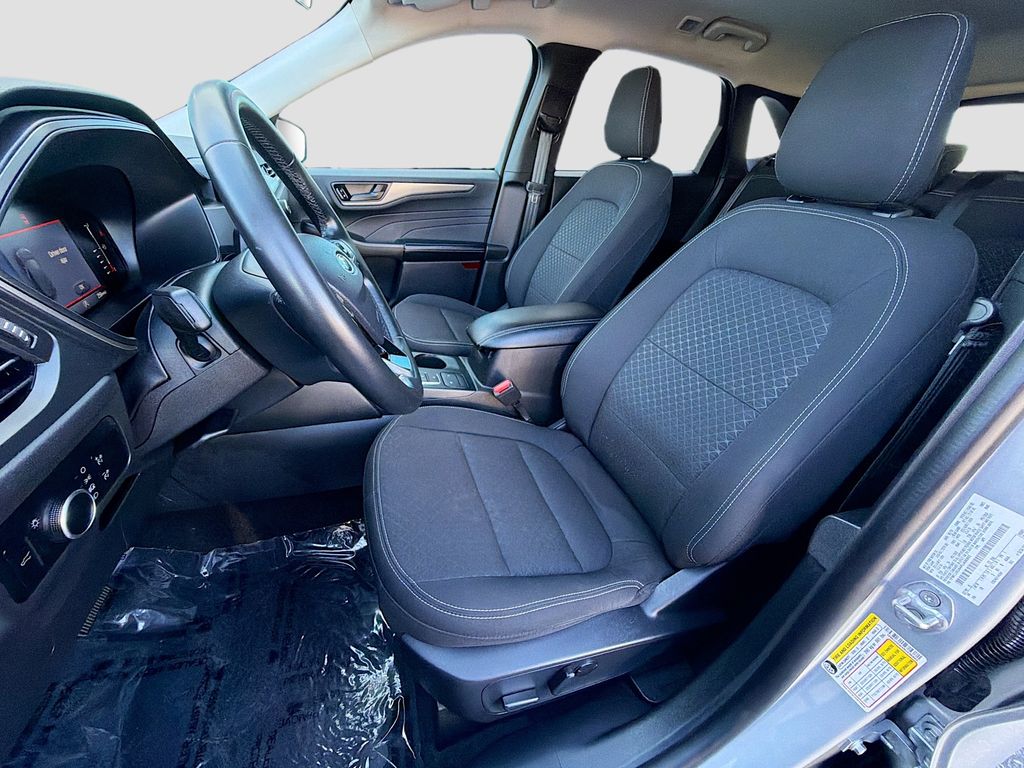 Thumbnail: 2024 Ford Escape - 19