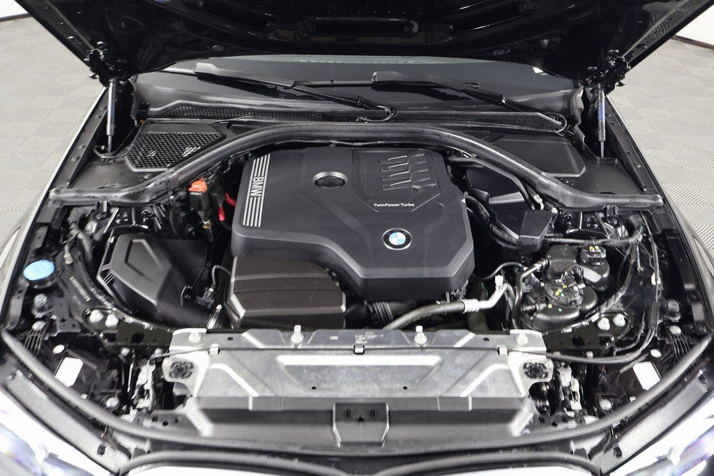 Thumbnail: 2024 BMW 3 Series - 15