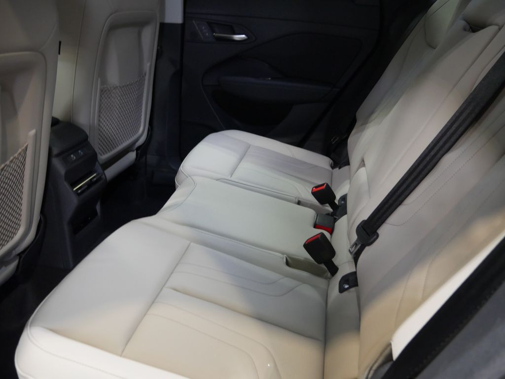 Thumbnail: 2026 Audi Q3 - 23