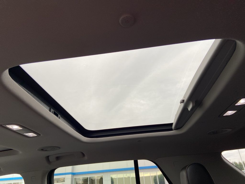 2019 Chevrolet Traverse LT 14