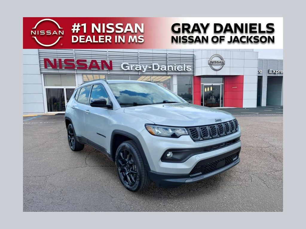 Silver Zynith Metallic Clearcoat 2025 Jeep Compass SUV / Crossover Four-Wheel Drive 8-Speed Automatic