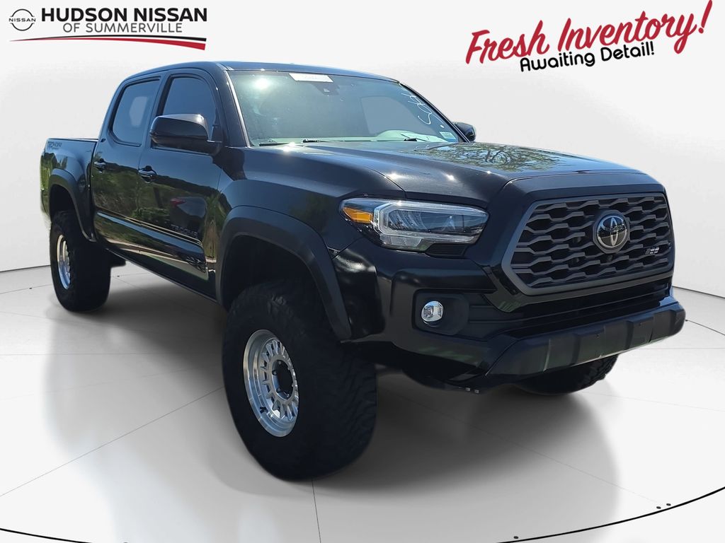 Black 2023 Toyota Tacoma TRD Off Road Double Cab 4WD Pickup Truck Four-Wheel Drive 6-Speed Automatic