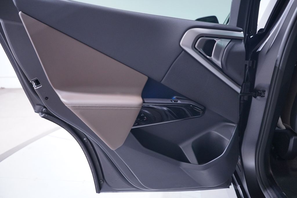 Thumbnail: 2026 BMW X3 - 16