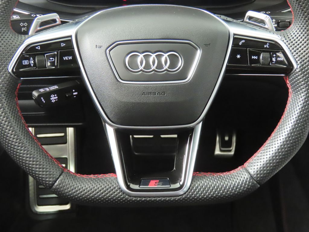 Thumbnail: 2023 Audi S7 - 14