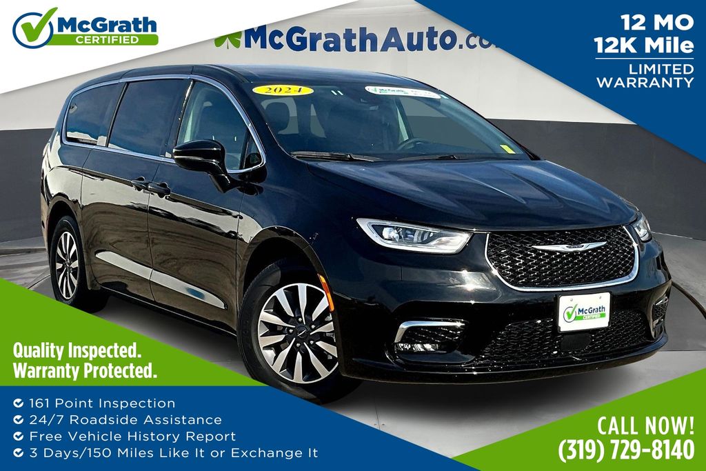 Diamond Black Crystal Pearlcoat 2024 Chrysler Pacifica Hybrid Select FWD Minivan Front-Wheel Drive Continuously Variable Transmission