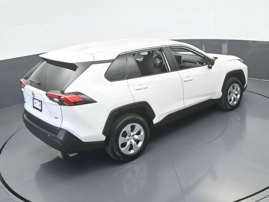 Used 2025 Ice Toyota LE image 44