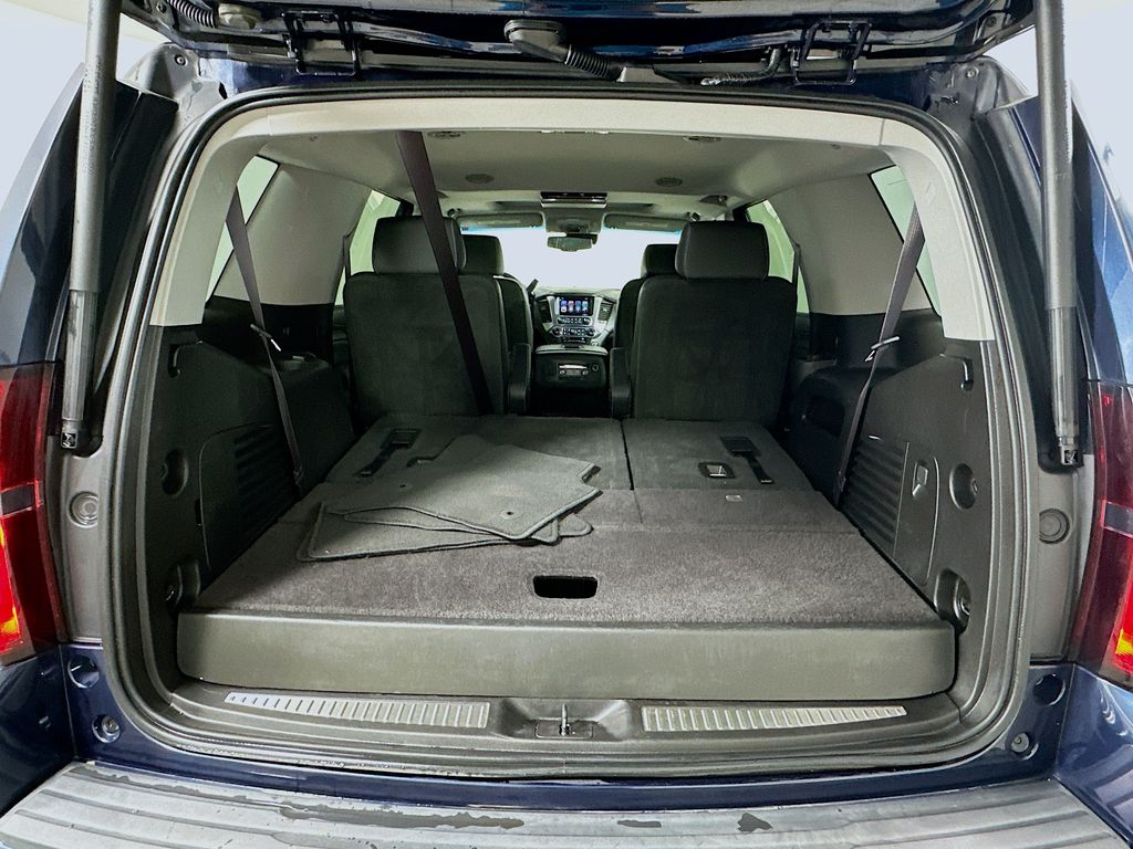 Thumbnail: 2017 Chevrolet Tahoe - 28