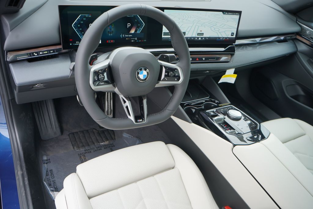 2025 BMW 5 Series 540i xDrive 13