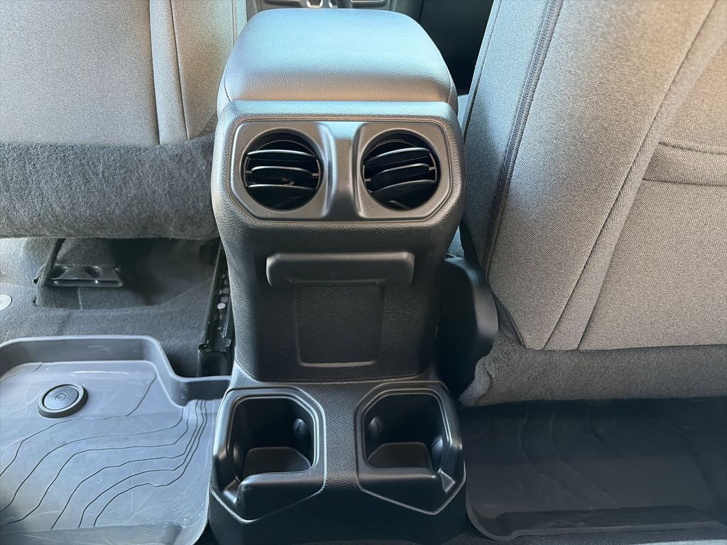 Used 2025 Jeep Wrangler SUV