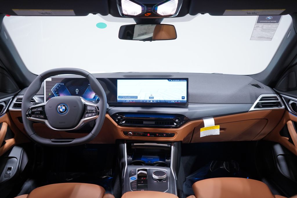 2025 BMW i4 eDrive40 10