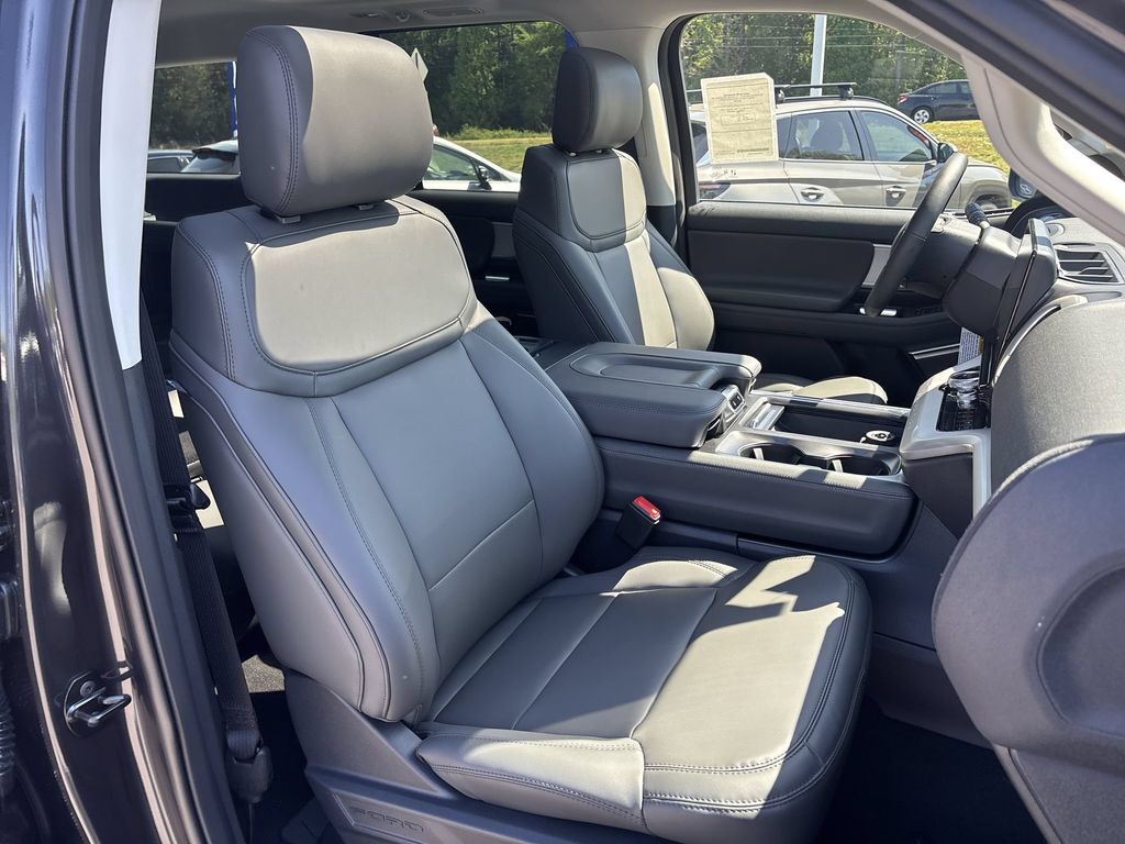 New 2026 Dark Matter Gray Metallic Ford Active image 28