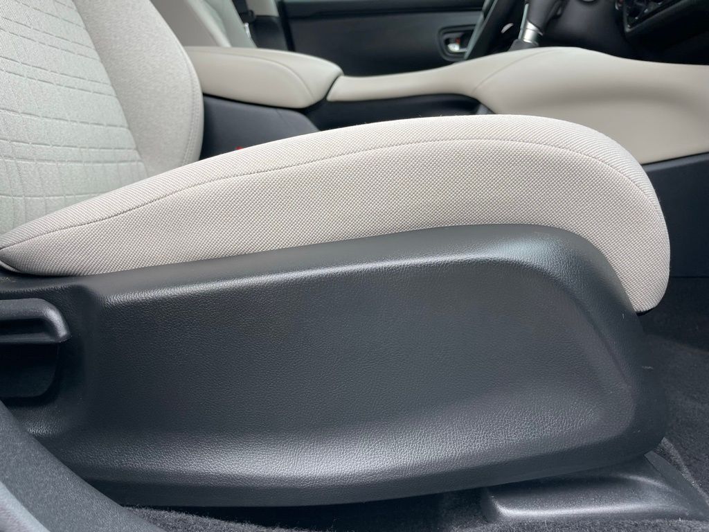 Thumbnail: 2025 Honda HR-V - 29