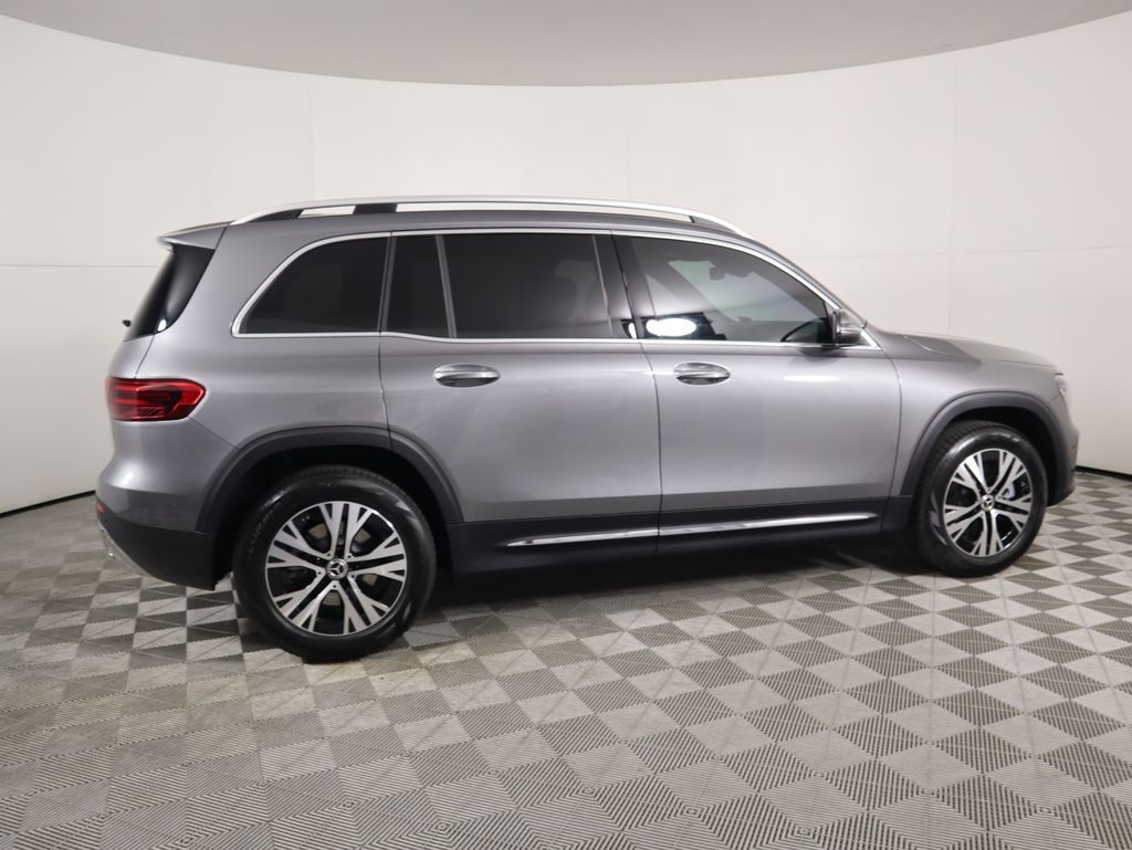 Thumbnail: 2026 Mercedes-Benz GLB - 4