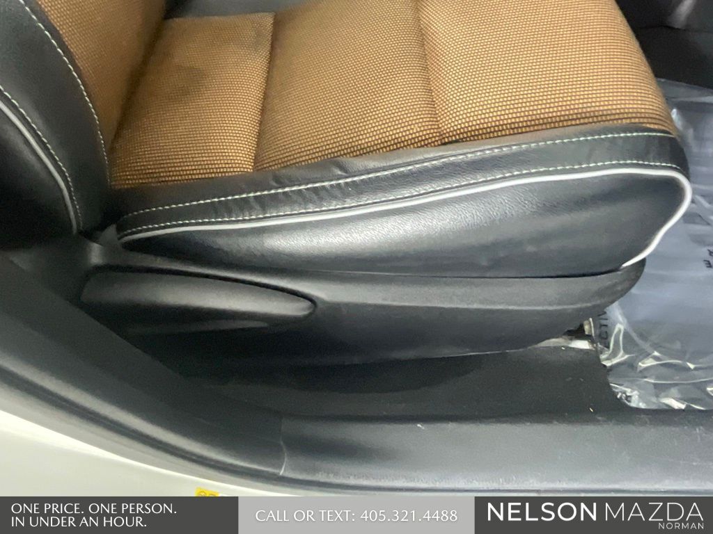 Used 2014 White Toyota S image 27