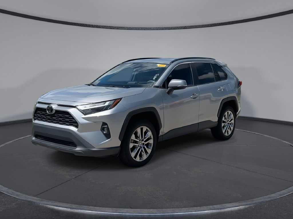 Thumbnail: 2022 Toyota RAV4 - 4