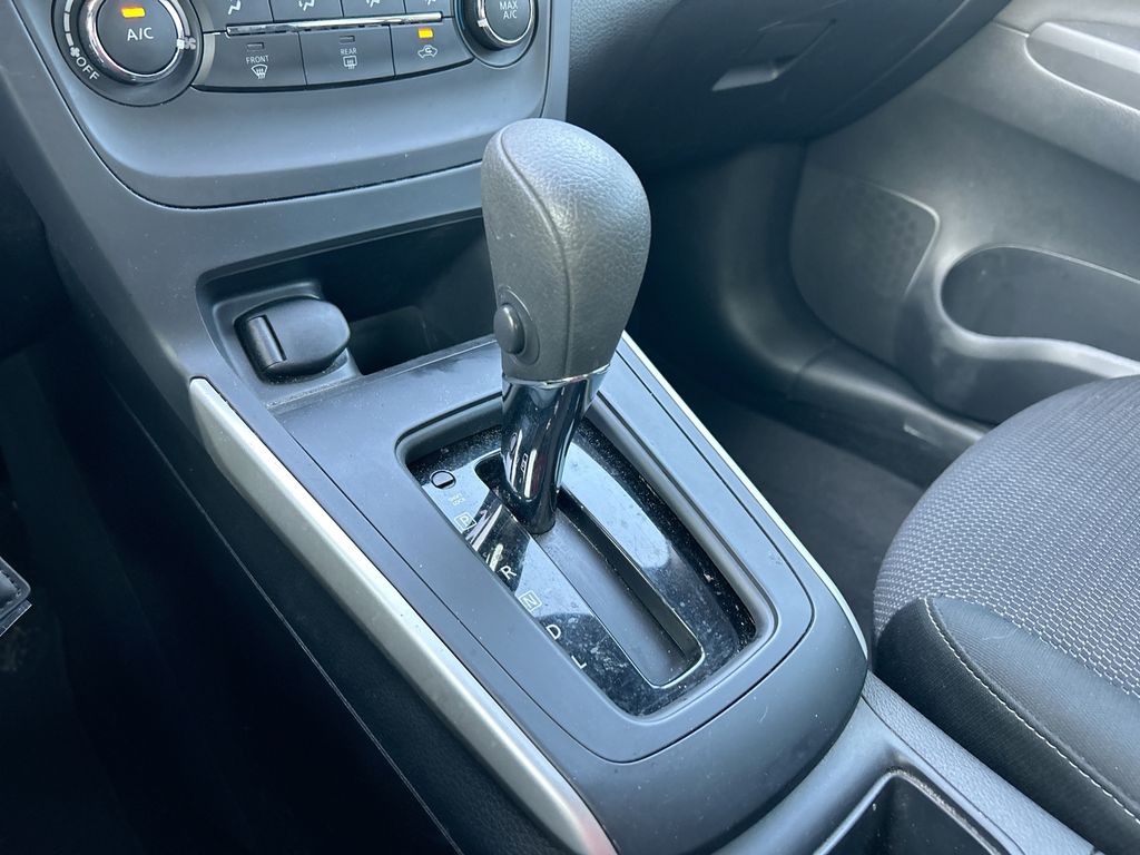 Thumbnail: 2019 Nissan Sentra - 24