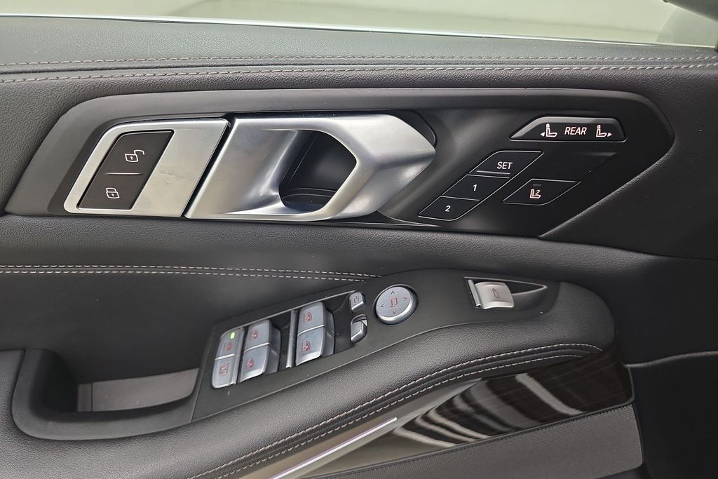 2024 BMW X7 40i - Photo 15