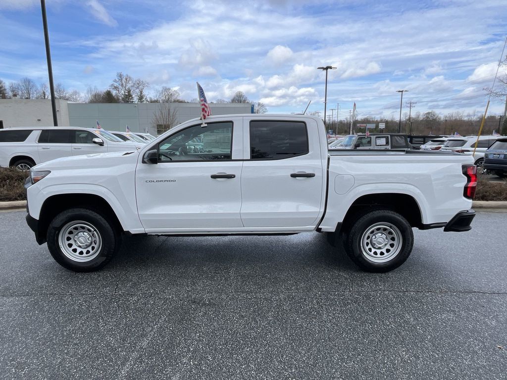 2024 Chevrolet Colorado Work Truck photo