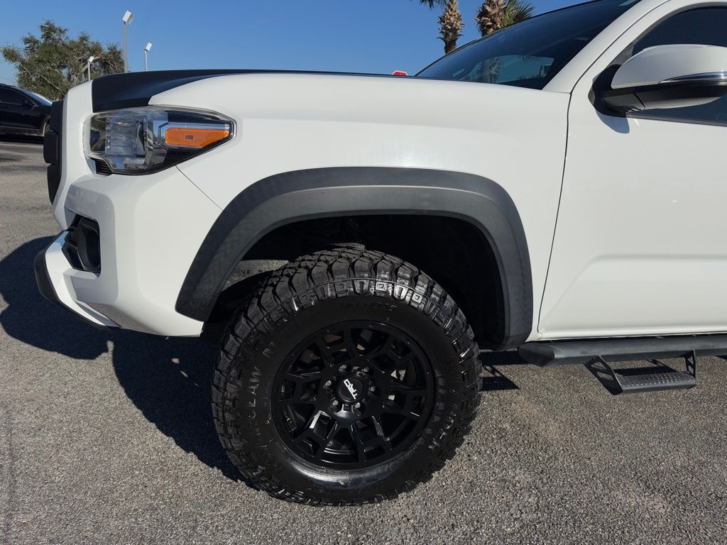 2020 Toyota Tacoma TRD Off-Road 11